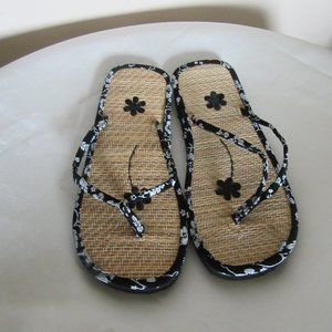 Slip on thongs possible size ladies 6 Wide foot